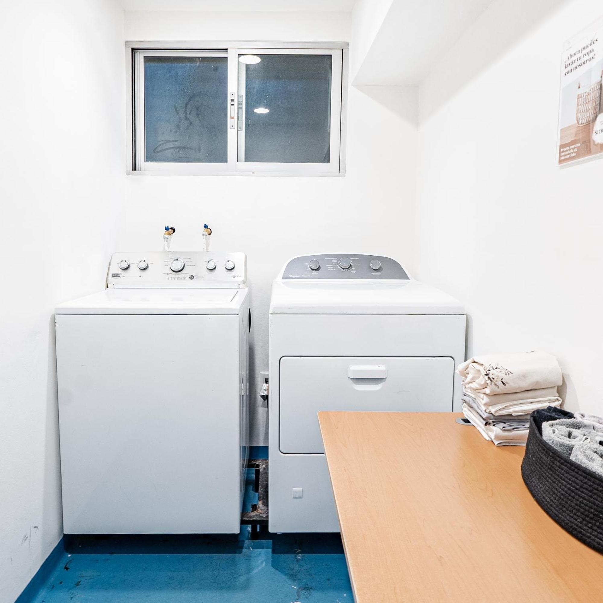 Cama En Habitacion Compartida Mixta Meksyk Zewnętrze zdjęcie