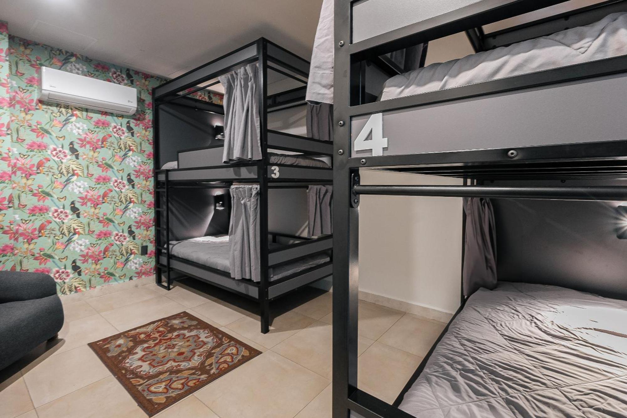 Cama En Habitacion Compartida Mixta Meksyk Zewnętrze zdjęcie